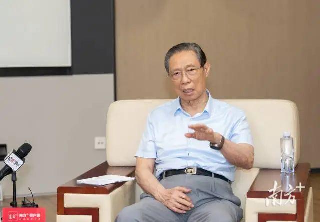 钟南山称本轮新冠咽痛明显